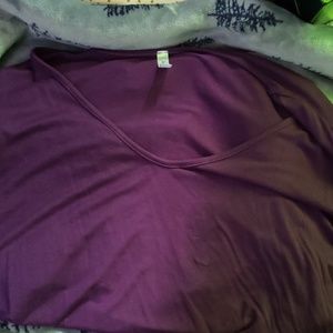 Soft shirt with ties on the sleeves